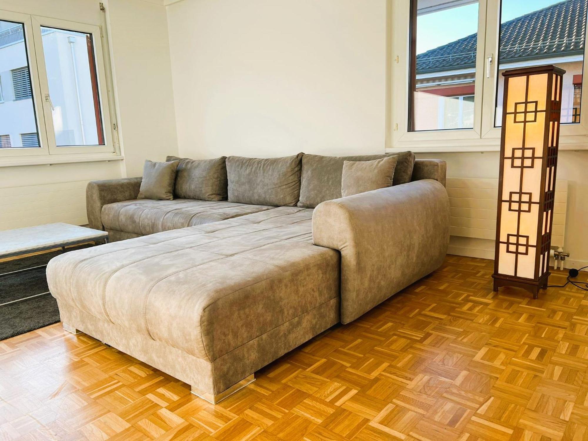 Apartment Huge Center With Balcony In Zurich, Kars - Self Checkin *